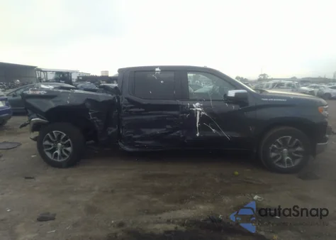 2022 Chevrolet Silverado K1500 Lt-L z USA, uszkodzony, nr VIN 3GCPDKEK8NG629825